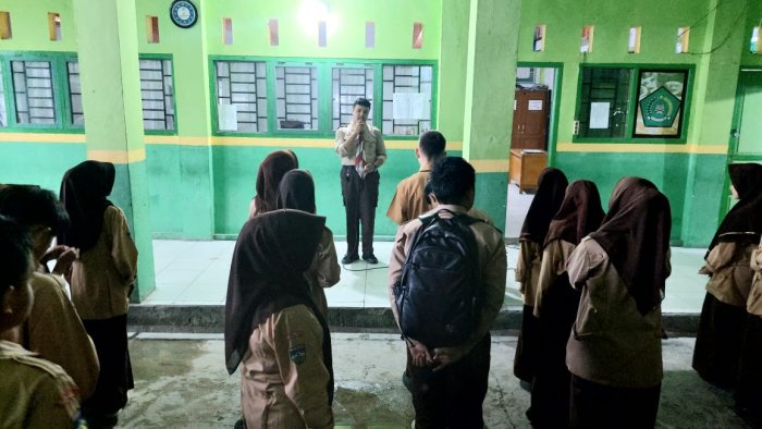 Bakti Kepada Orang Tua, Hasrat Afgan Sampaikan Kultum kepada Seluruh Siswa MAN 2 Sungai Penuh