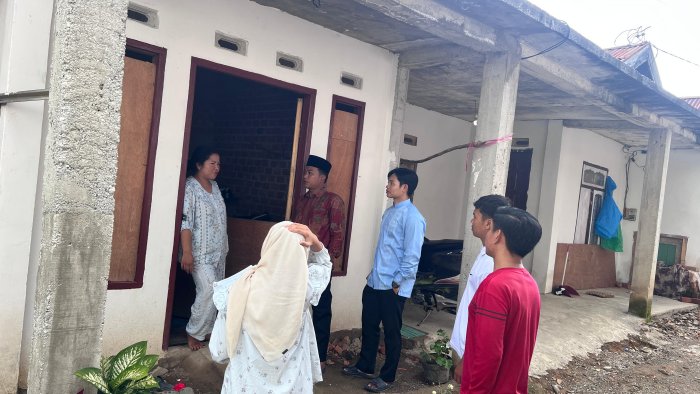 Door to door, Tim Sosialisasi PMB MAN 2 Sungai Penuh di Tanjung Rawang