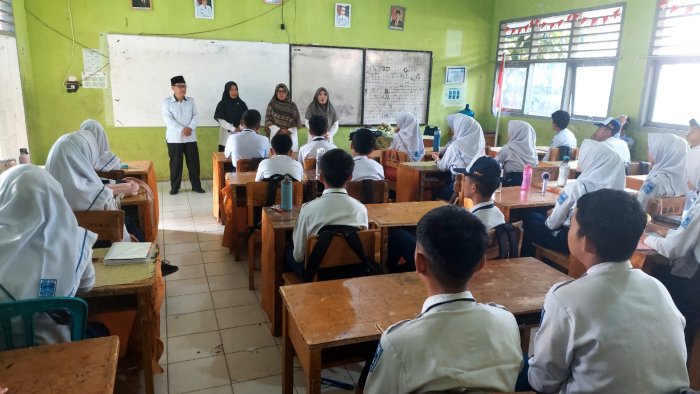 Gencarkan Sosialisasi PMB, MAN 2 Sungai Penuh Kunjungi SMPN 8 Sungai Penuh