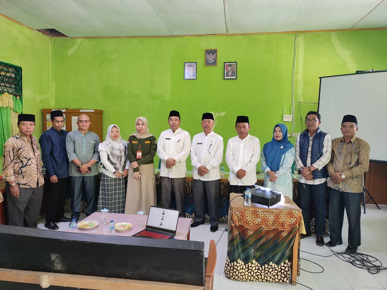 KEMENAG SUNGAI PENUH ADAKAN PEMBINAAN DI MAN 2 SUNGAI PENUH