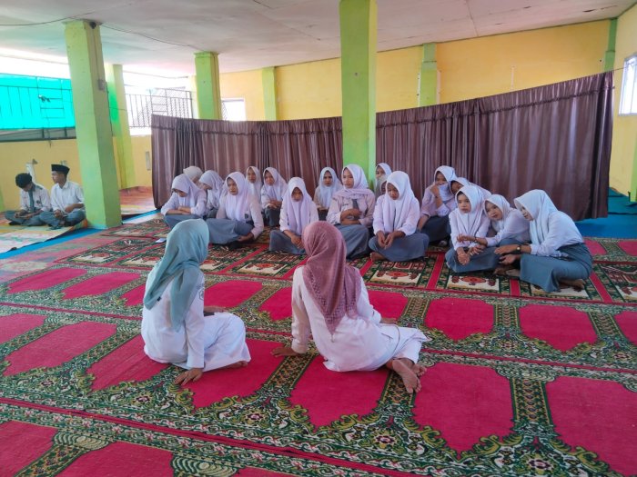 Semangat Siswa MAN 2 Sungai Penuh Ikuti Sosialisasi P3PL dari Dinas Kesehatan Sungai Penuh