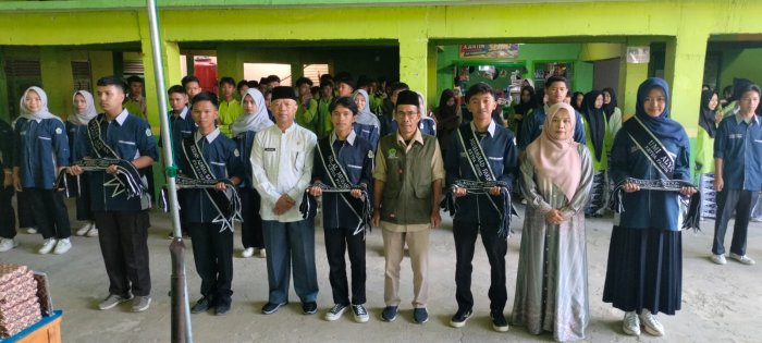 Pengukuhan Organisasi MAN 2 Sungai Penuh Tahun 2025 Berjalan Sukses