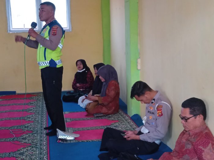 Polres Kerinci Berikan Materi Pembinaan Karakter pada Kegiatan MATAMUDA MAN 2 Sungai Penuh