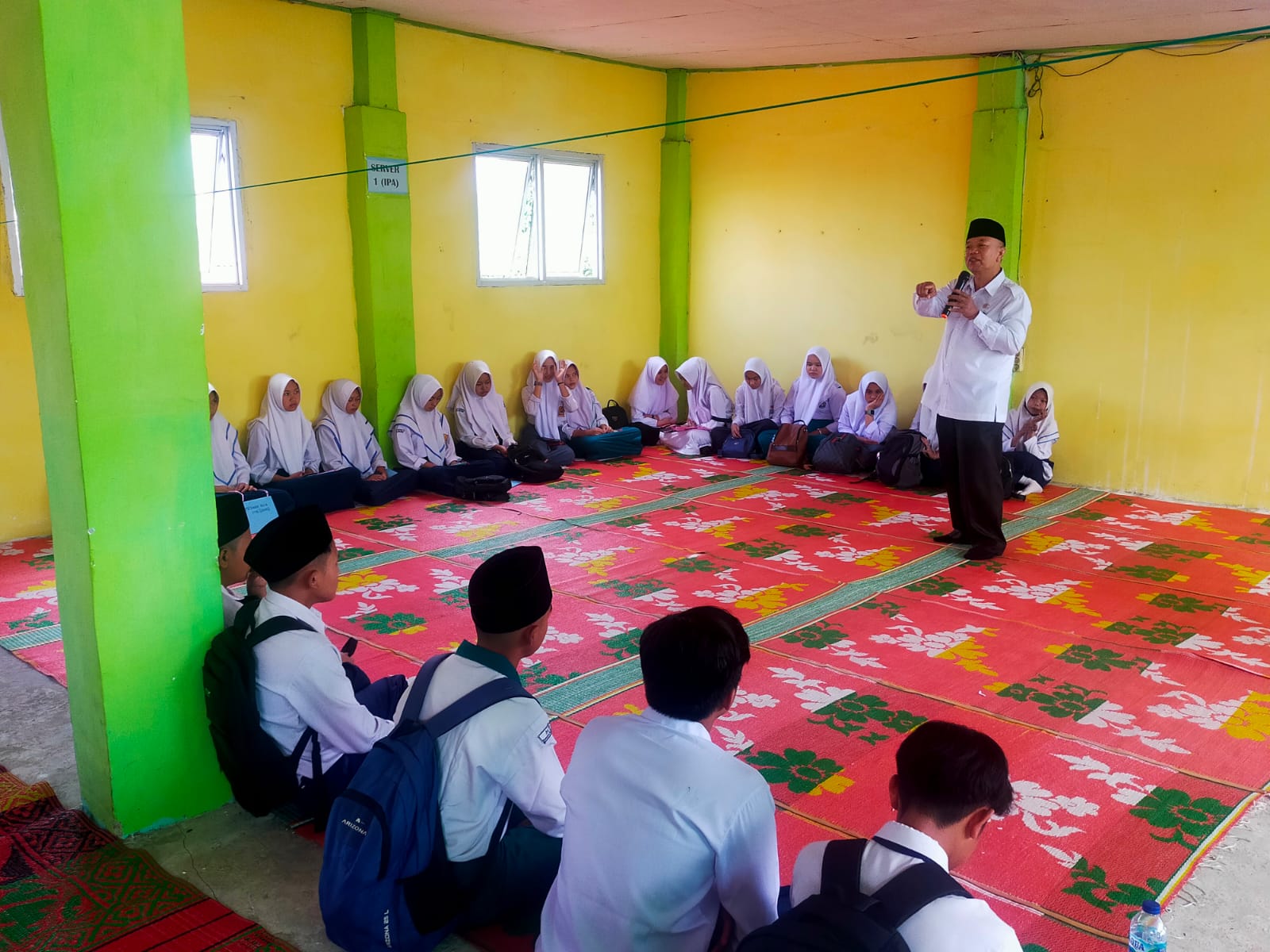 MAN 2 Sungai Penuh Rutin Gelar Kultum sebagai Agenda Rohis Utama