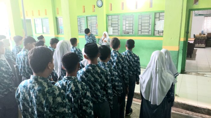 Maya Gustika Sampaikan Kultum tentang Bakti kepada Orang Tua