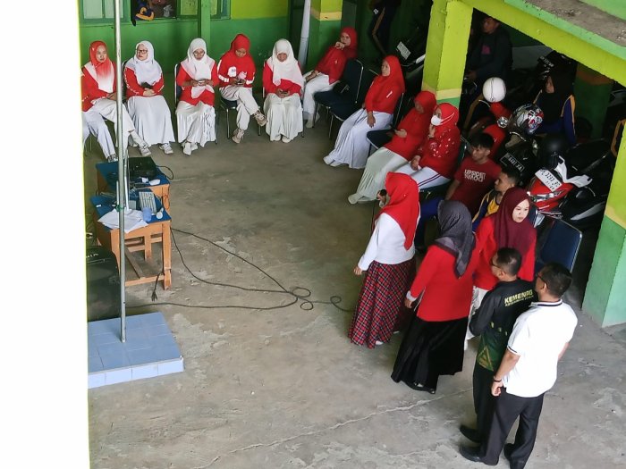 Semangat Guru dan Siswa MAN 2 Sungai Penuh Warnai Kemeriahan Lomba Kemerdekaan RI