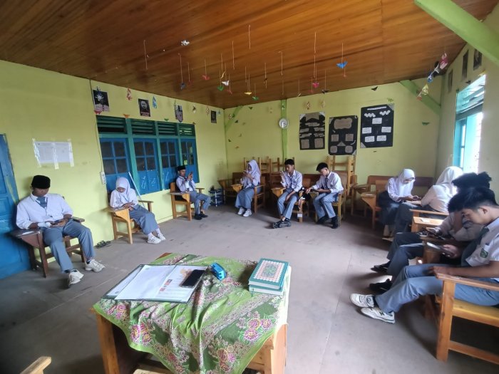 Siswa MAN 2 Sungai Penuh Fokus Ikuti Ujian Semester Genap hari ke Enam