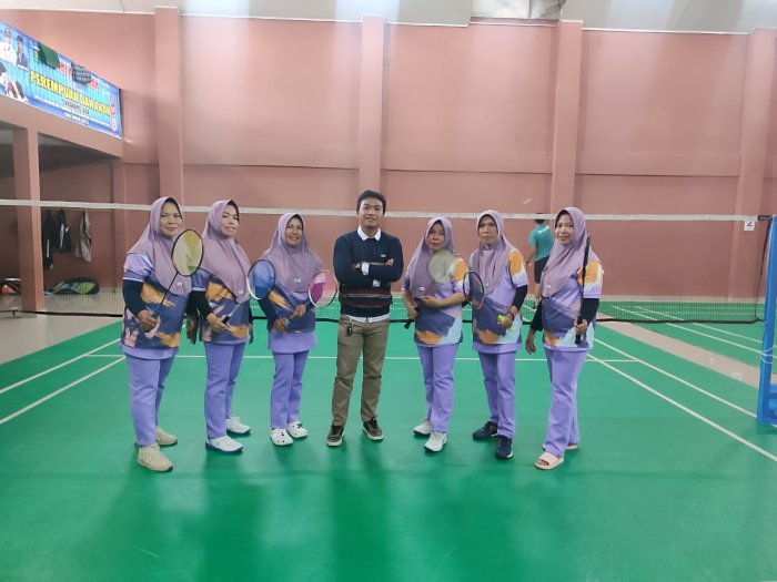 Tim Putri PB  MAN 2 Sungai Penuh Melaju ke Final Badminton Pra HAB 2025