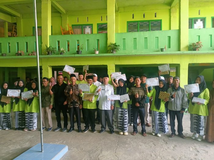 MAN 2 Sungai Penuh Bagikan Rapor Semester Genap Tahun Pelajaran 2025/2026