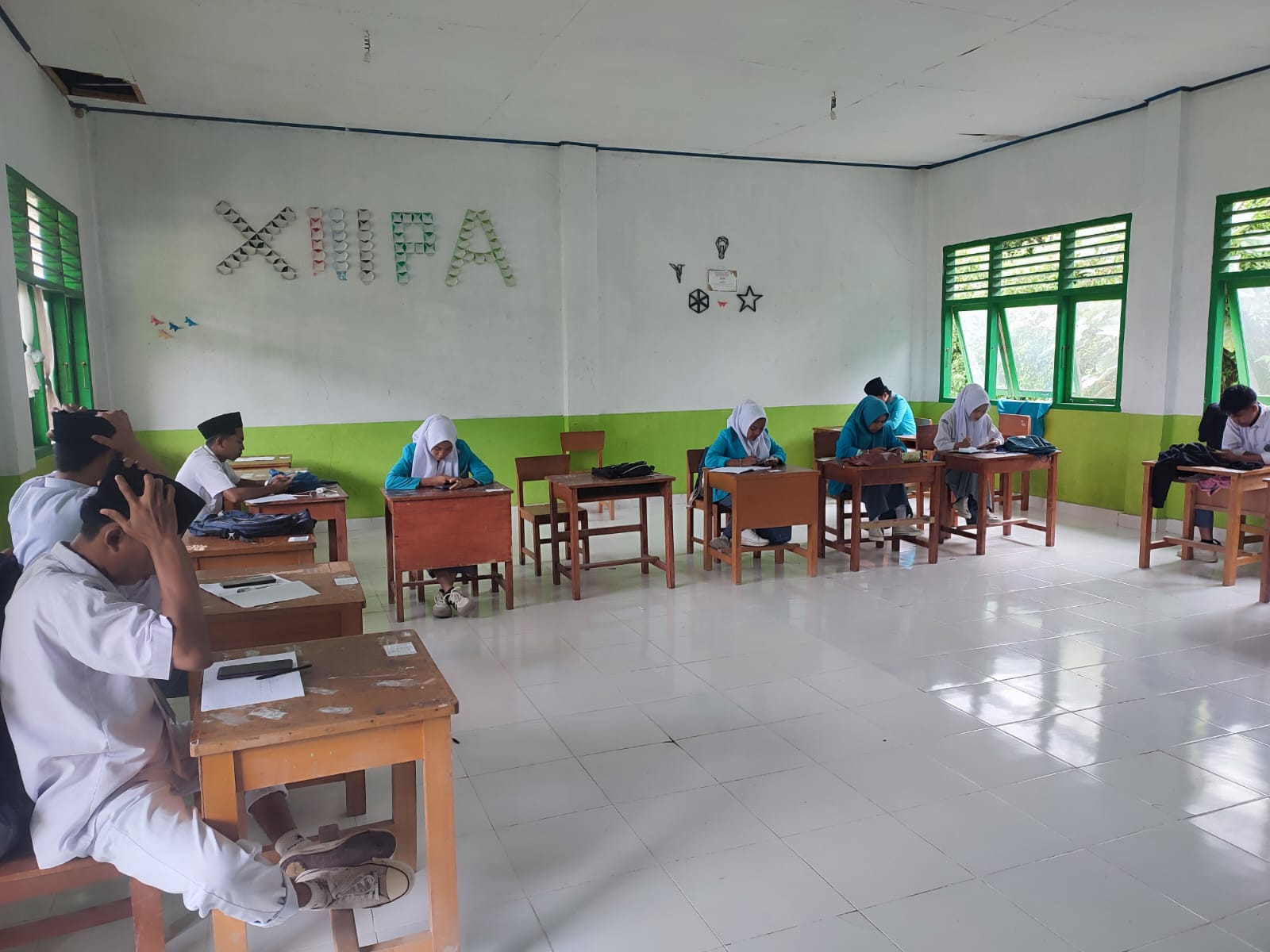 HARI TERAKHIR PELAKSANAAN UJIAN  SEMESTER GANJIL MAN 2 SUNGAI PENUH TAHUN PELAJARAN 2024/2025 