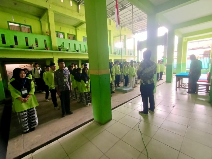 Tertib, Siswa MAN 2 Sungai Penuh Ikuti Arahan Ujian Semester Genap Tahun Pelajaran 2025/2026