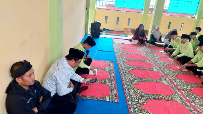 Latihan Kultum Siswa latih kepercayaan diri di MAN 2 Sugnai Penuh